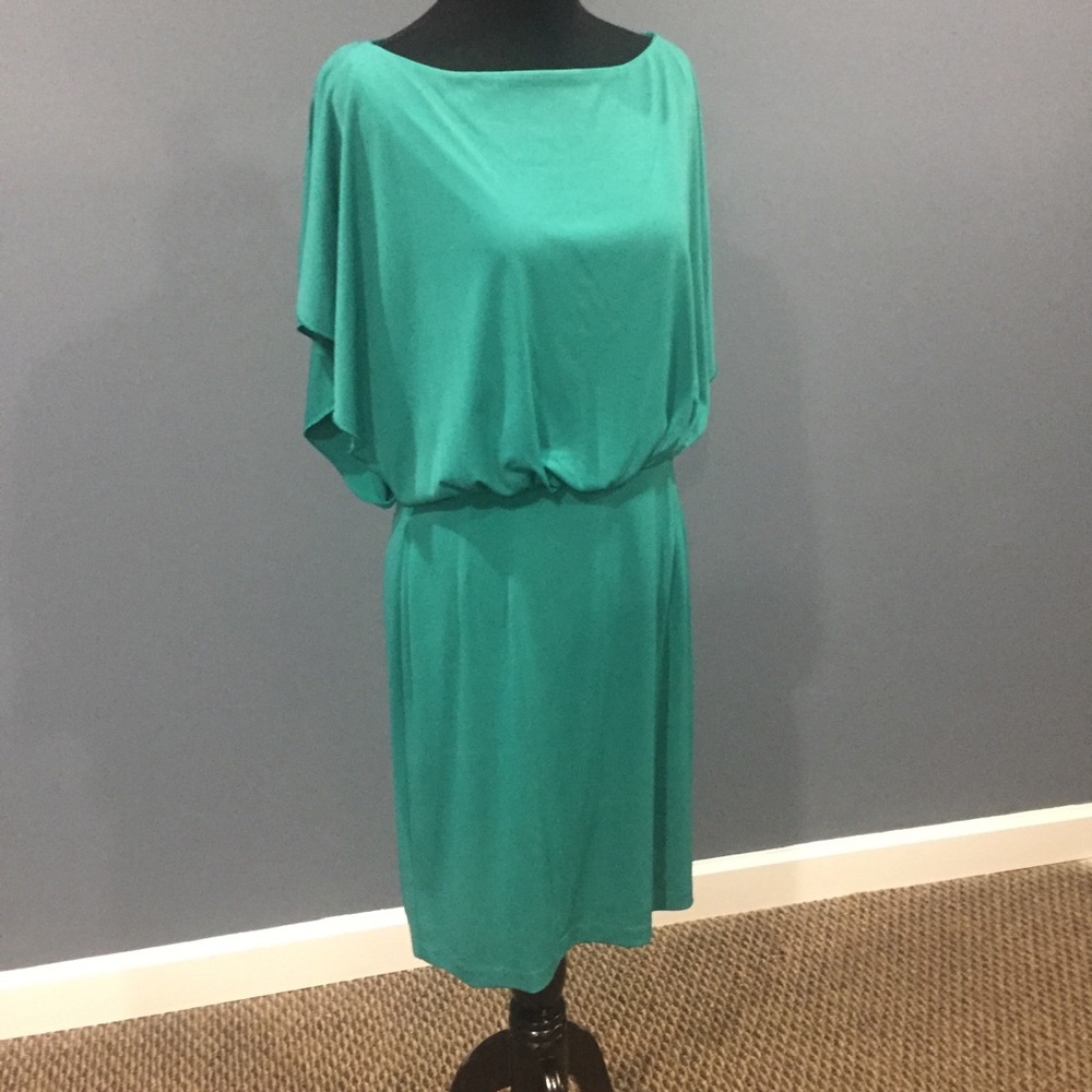 Jessica Simpson green dress